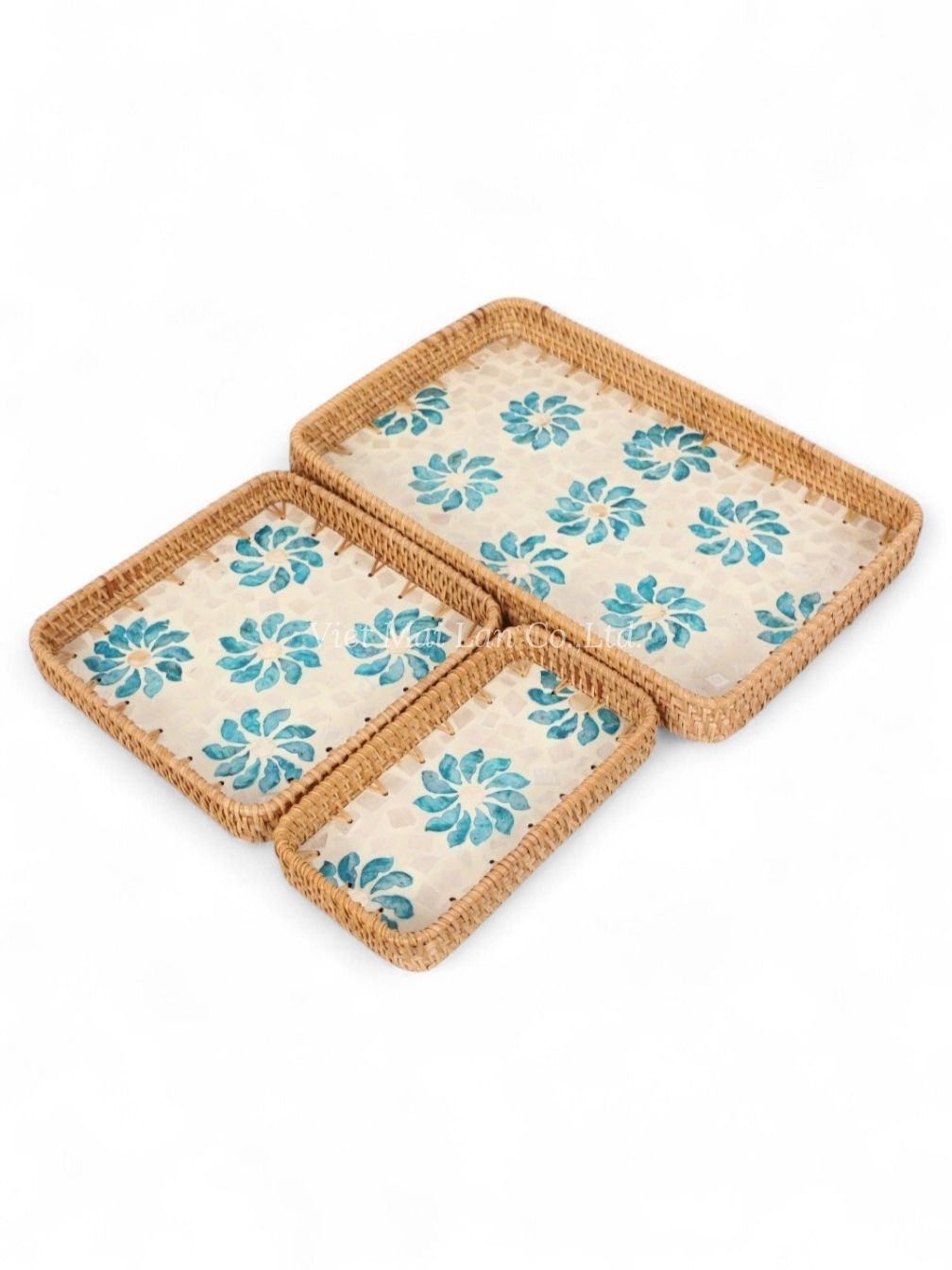 Blooming Rattan And Mother Of Pearl Tray Set (1)
