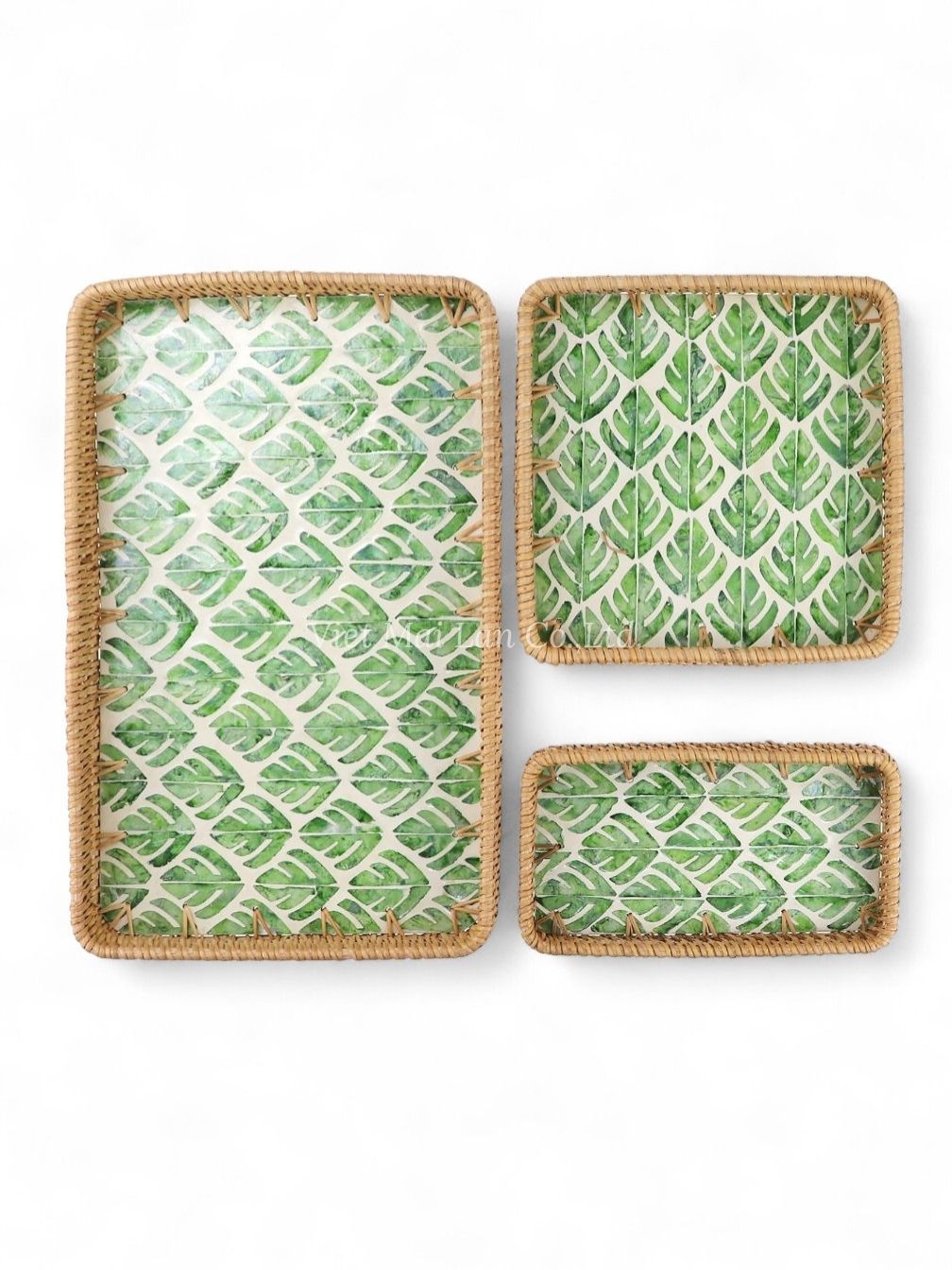 Luxury Green Rattan And Mother Of Pearl Tray Set (1)