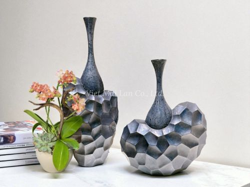 Mother Of Pearl Vase – A Unique Fusion Of Traditional Inlay And Lacquer Art