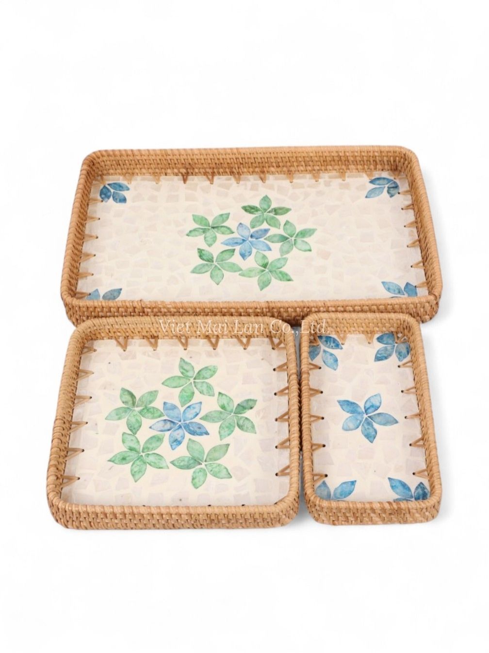 Natural Rattan And Mother Of Pearl Tray (1)