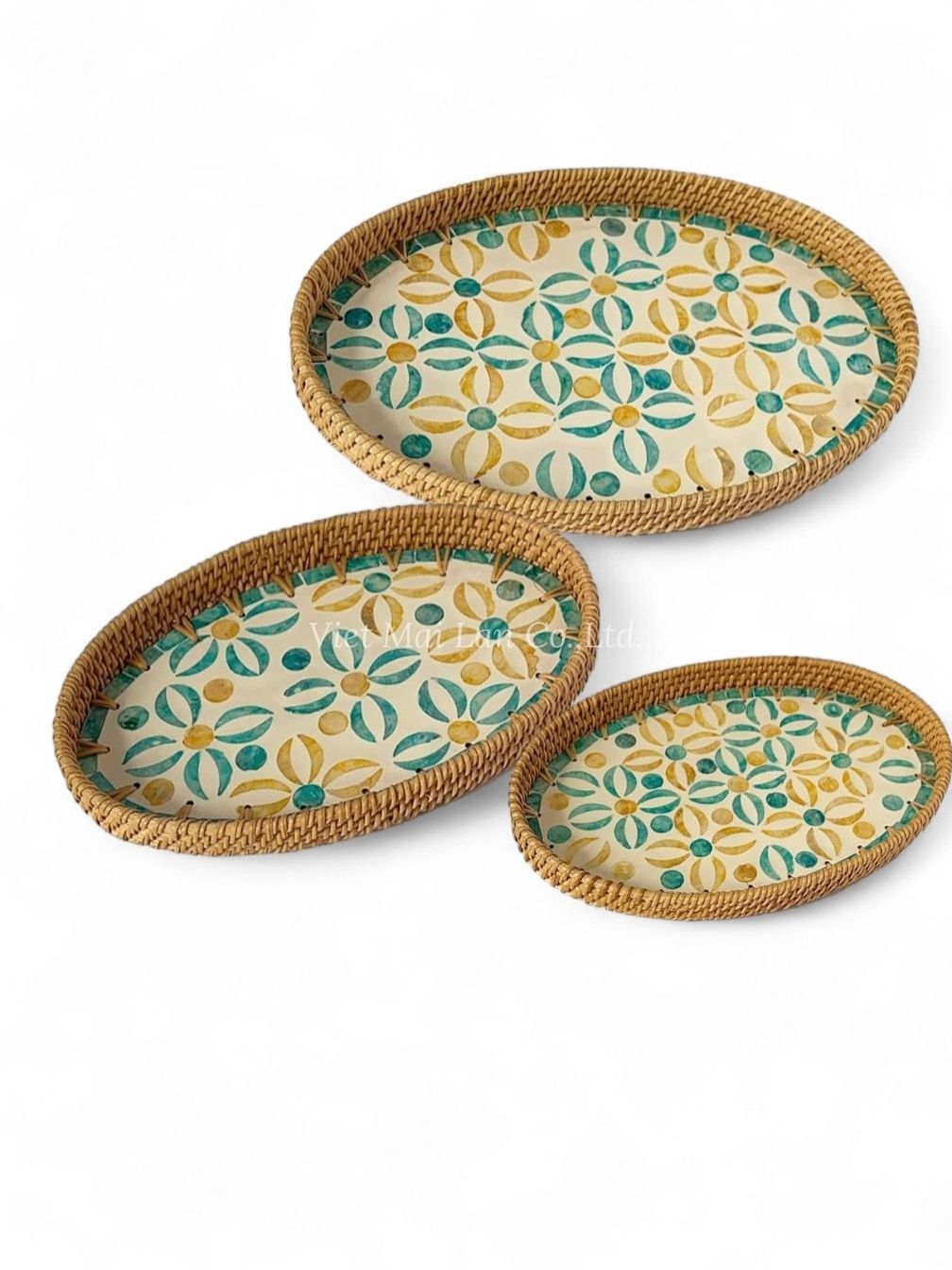 Set Of 3 Oval Rattan And Mother Of Pearl Trays (2)