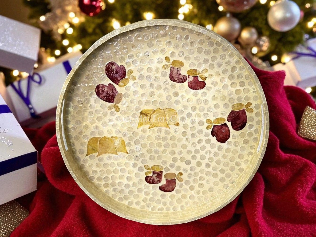 When A Mother Of Pearl Tray Becomes The Essence Of Christmas
