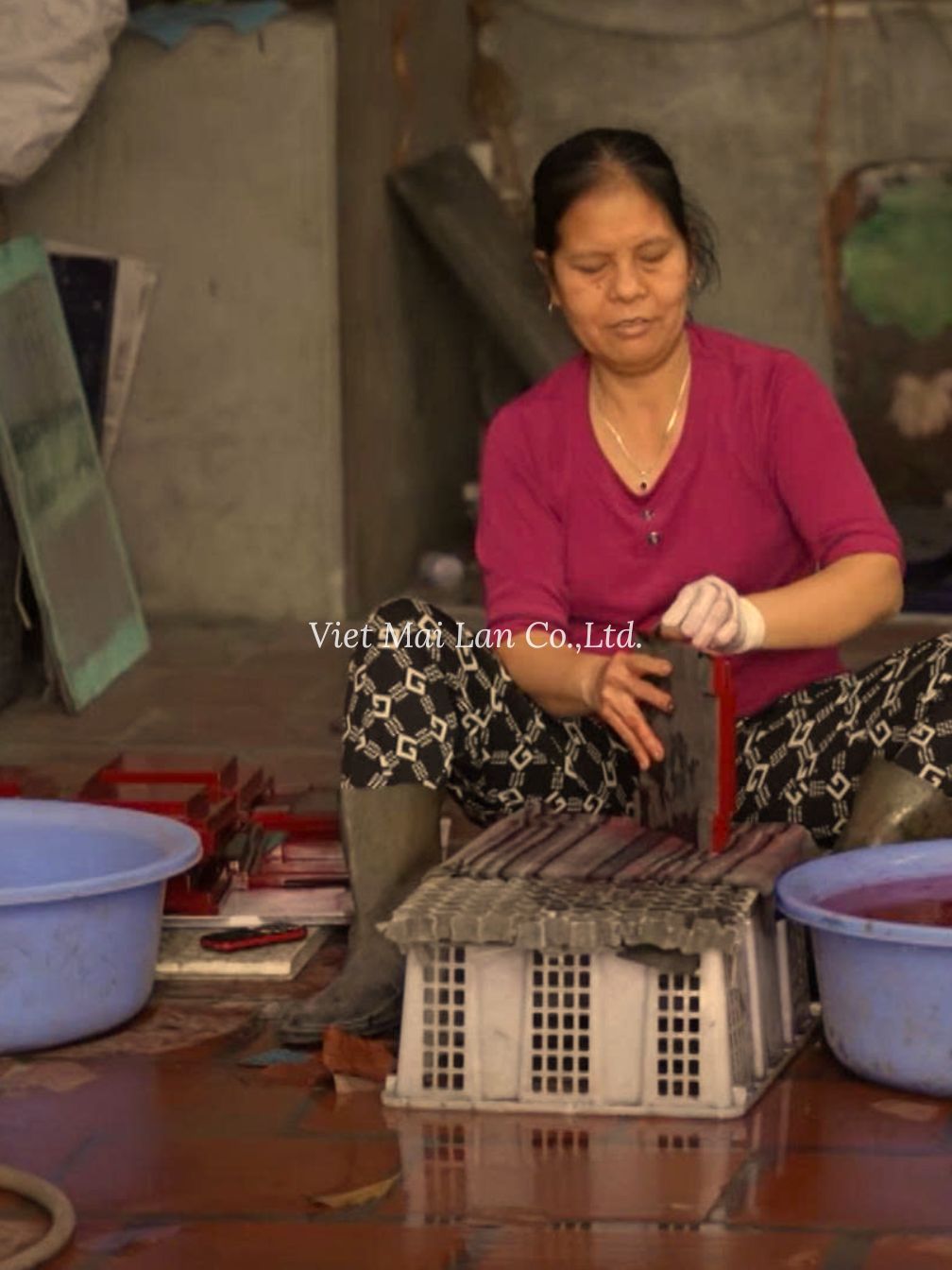 Lacquer Pumpkin Production