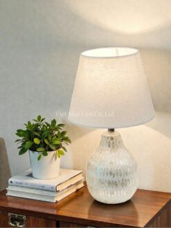 Elegant Mother Of Pearl Table Lamp (1)