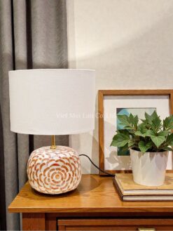 Warm Mother Of Pearl Table Lamp (1)